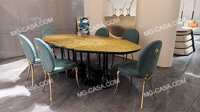 SHOWROOMS